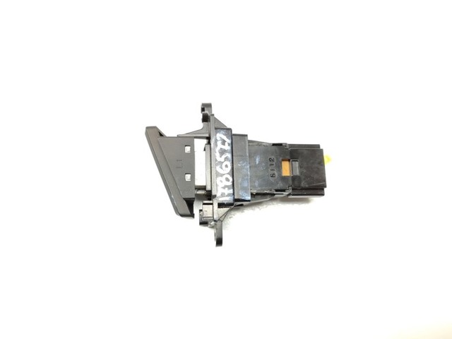 8614A247 MITSUBISHI Кнопка аварийки купить в Чернигов