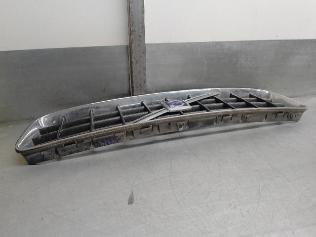 VOLVO 8620641 Решетка радиатора в наличии Винница