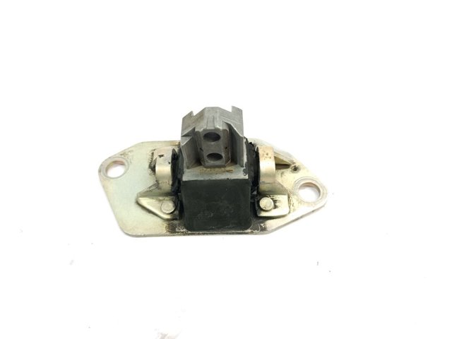 8624757 VOLVO Правая подушка двигателя купить в Ровно