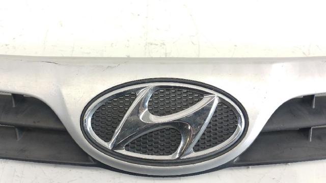 HYUNDAI 863511J000 Решетка радиатора в наличии Ирпень