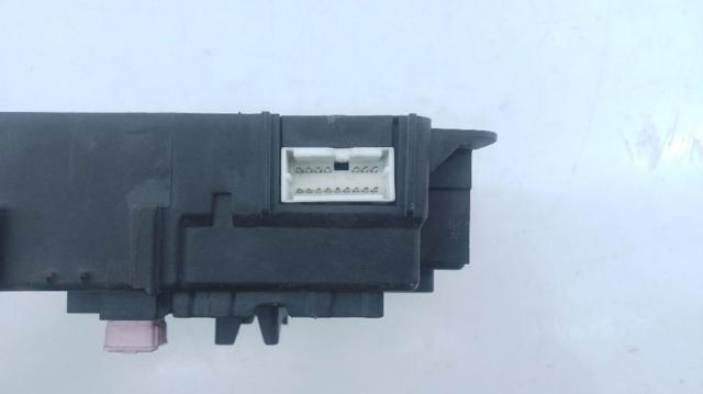 8637A213 MITSUBISHI Блок предохранителей купить в Павлоград