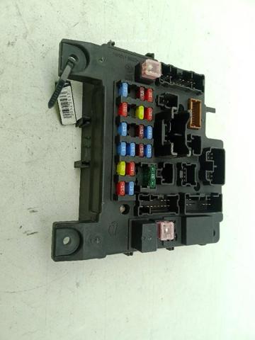 Unidade de dispositivos de segurança Mitsubishi Outlander CWW