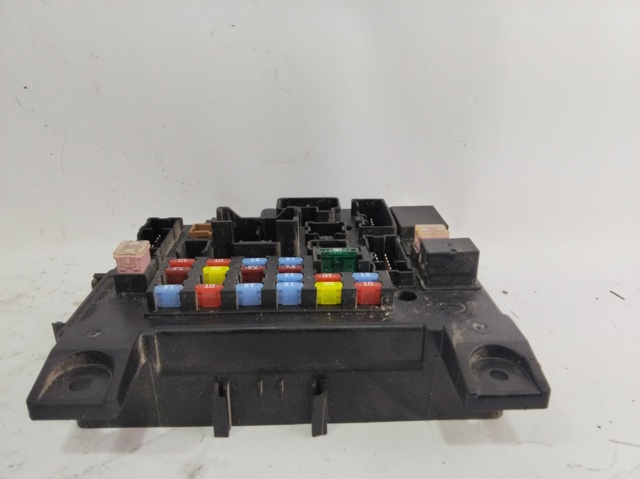 Unidade de dispositivos de segurança Mitsubishi Outlander CWW