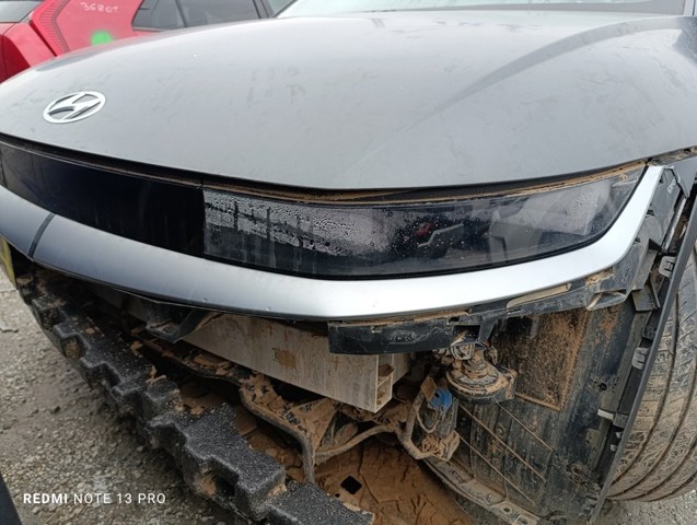 863A7GI000 HYUNDAI Молдинг решетки радиатора левый купить в Украина