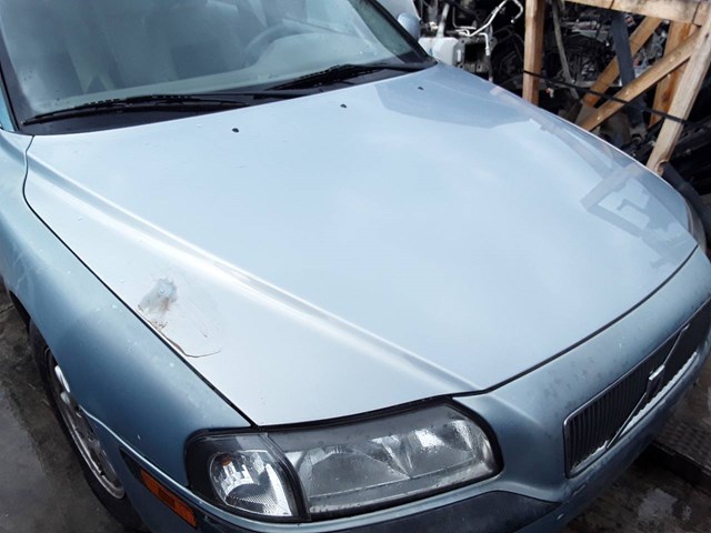 VOLVO 8643018 Капот в наличии Запорожье