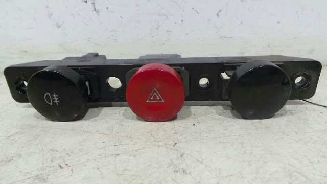 GM 864W0140 Кнопка включения аварийного сигнала в наличии Киев
