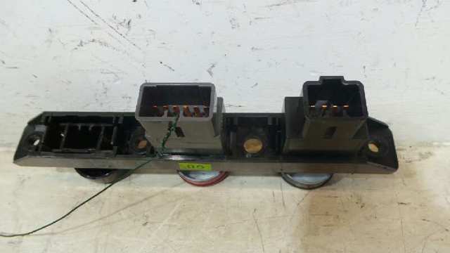 864W0140 GM Кнопка включения аварийного сигнала купить в Киев