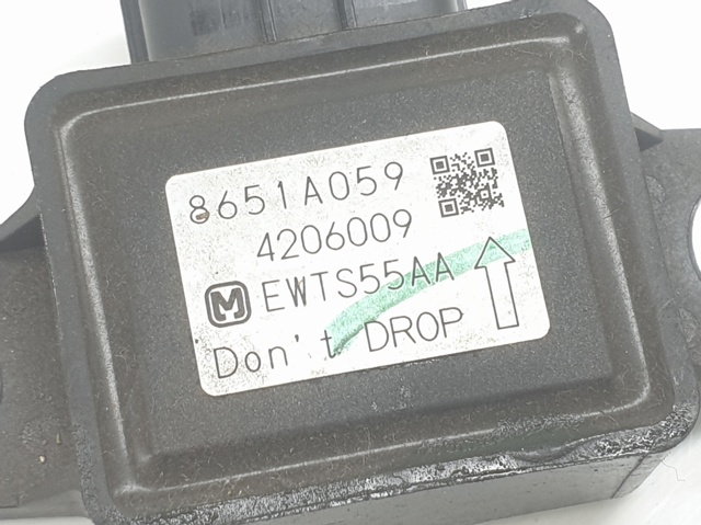 8651A059 Mitsubishi