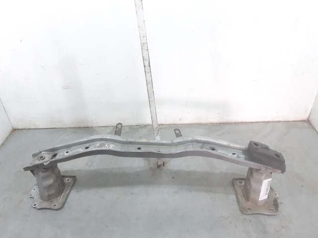 Reforçador do pára-choque dianteiro 8653022000 Hyundai/Kia