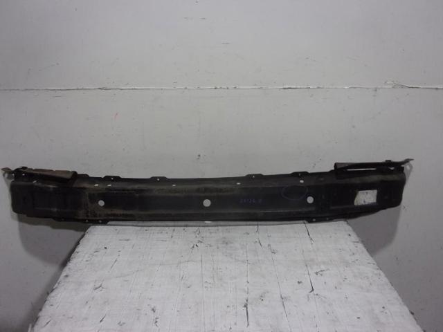 Reforçador do pára-choque dianteiro 8653022000 Hyundai/Kia