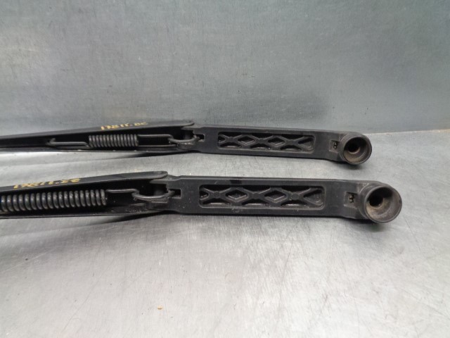 86532SC110 SUBARU Поводок стеклоочистителя купить в Одесса