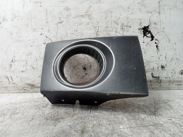 HYUNDAI 865582E000 Заглушка (решетка) противотуманных фар бампера переднего правая в наличии Каменское