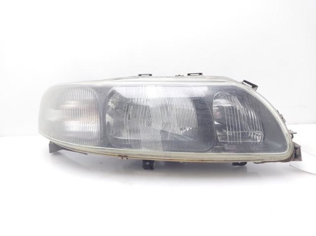 Luz direita 8659611 Volvo