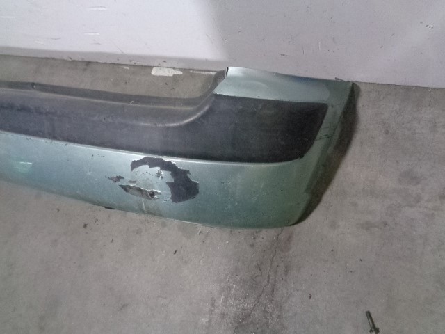 Pára-choque traseiro 8661117010 Hyundai/Kia
