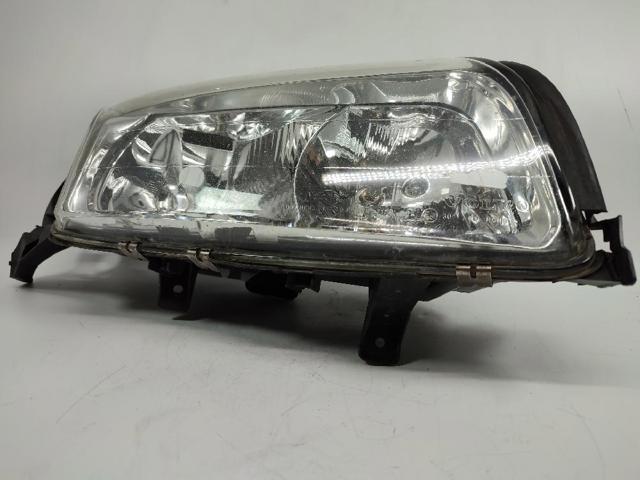 8662856 VOLVO Правая фара купить в Ирпень