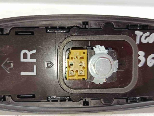 867600D010 TOYOTA купить в Харьков