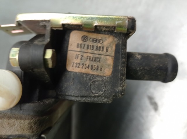 867819121 VAG Радиатор печки (отопителя) купить в Хмельницкий