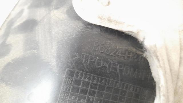 HYUNDAI 86822H8400 Подкрылок задний правый в наличии Киев
