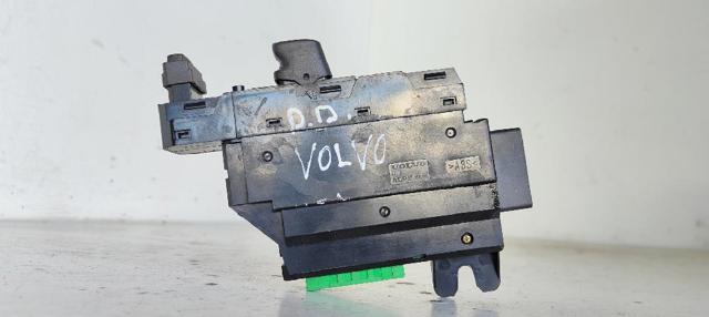 VOLVO 8682837 Кнопка стеклоподъемника передняя в наличии Ужгород