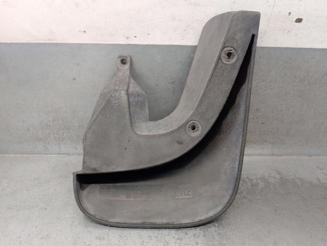 Protetor de lama traseiro esquerdo 868412E010 Hyundai/Kia