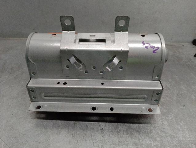 8686592 Подушка безопасности (AIRBAG) пассажирская купить Николаев