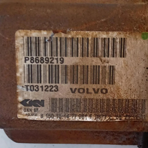 8689219 VOLVO Полуось (привод) передняя левая купить в Ужгород