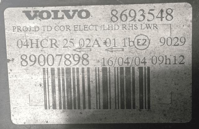 VOLVO 8693566 Правая фара в наличии Кривой Рог