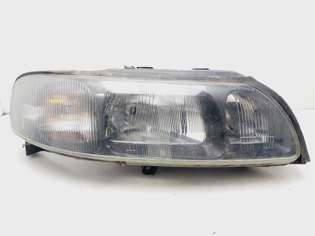 Luz direita 8693578 Volvo