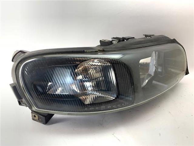 VOLVO 8693657 Правая фара в наличии Львов