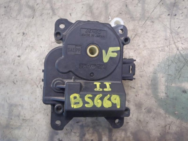 8710647120 TOYOTA купить в Ирпень