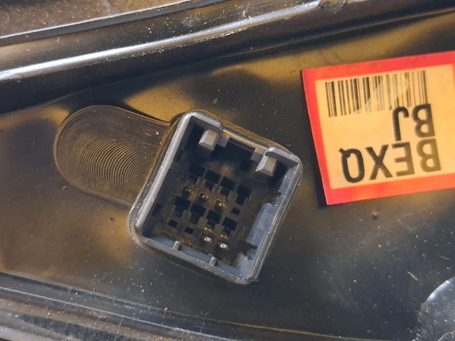 HYUNDAI 8762026301CA Правое зеркало в наличии Ровно