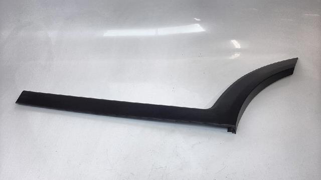 Moldura da porta traseira esquerda 87731D7000 Hyundai/Kia