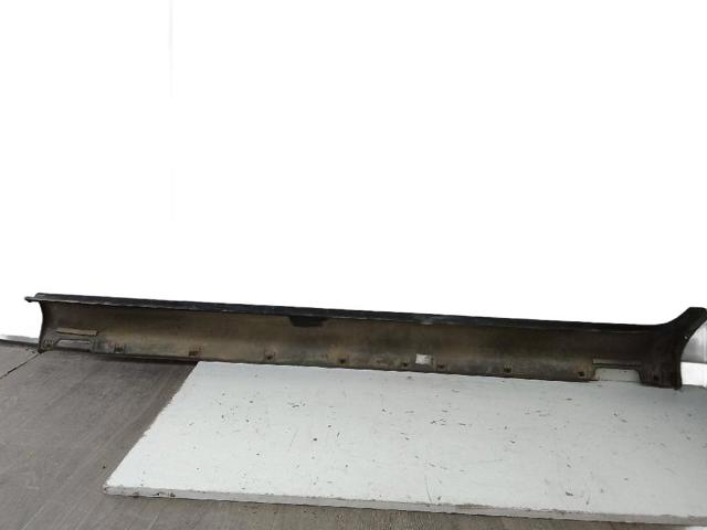877402B000 Накладка (молдинг) порога наружная правая купить Харьков