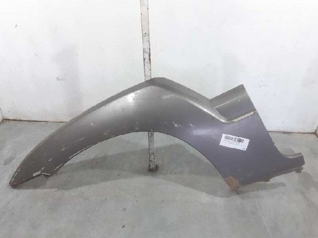 Expansor (placa sobreposta) de arco do pára-lama dianteiro esquerdo 87743H1500 Hyundai/Kia
