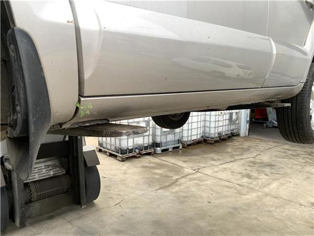 HYUNDAI 877512E000 Накладка (молдинг) порога наружная левая в наличии Харьков