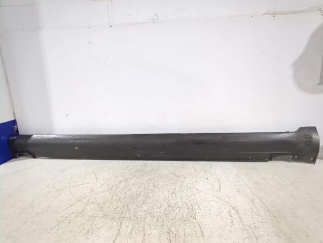 HYUNDAI 877512E000 Накладка (молдинг) порога наружная левая в наличии Кривой Рог