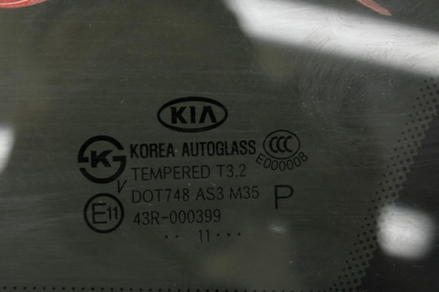 HYUNDAI 878202P100 Стекло кузова (багажного отсека) правое в наличии Одесса