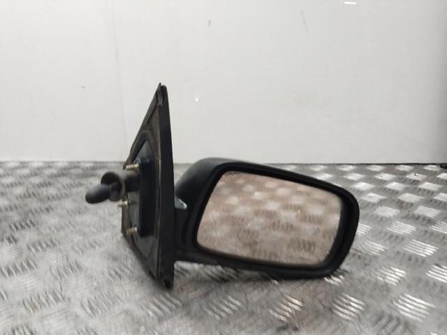 TOYOTA 8791052121 Правое зеркало в наличии Каменское