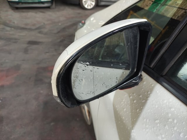 Placa sobreposta (tampa) do espelho de retrovisão esquerdo 8794574010A0 Toyota