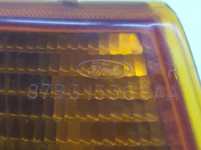 87BG13368AA FORD Указатель поворота правый купить в Киев
