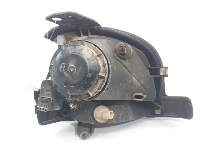RENAULT 88204974 Левая фара в наличии Украина