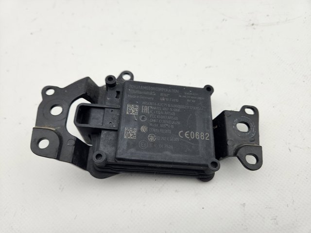 88210F4010 TOYOTA Радарный датчик дистанции купить в Черновцы