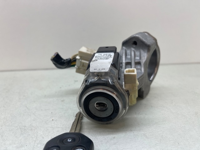 SUBARU 88216FJ000 в наличии Львов