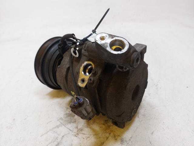 TOYOTA 8832042110 Компрессор кондиционера в наличии Каменское