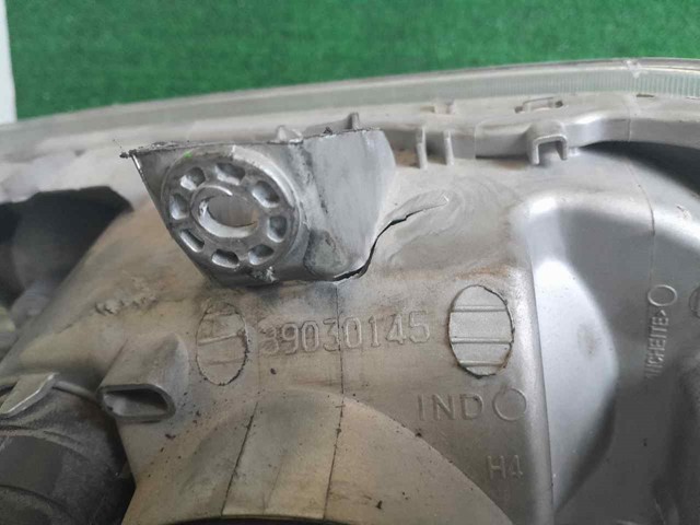 89009576 PEUGEOT Фара правая купить в Сумы
