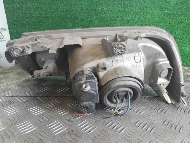 89009576 PEUGEOT Правая фара купить в Кривой Рог