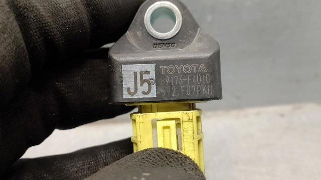 TOYOTA 89173F4010 Датчик удара в наличии Киев