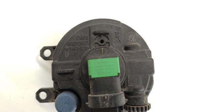 89210657 TOYOTA Фара противотуманная левая купить в Киев