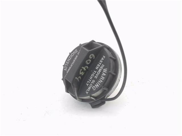 SUZUKI 8926065G10 Крышка (пробка) бензобака в наличии Винница