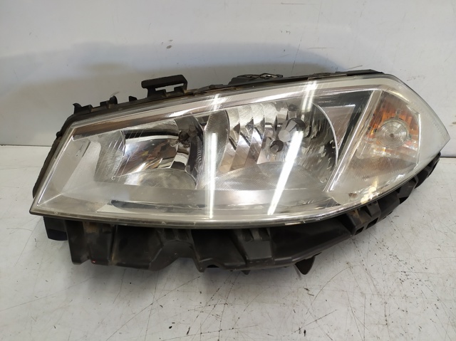 RENAULT 89306990 Фара левая в наличии Днепр